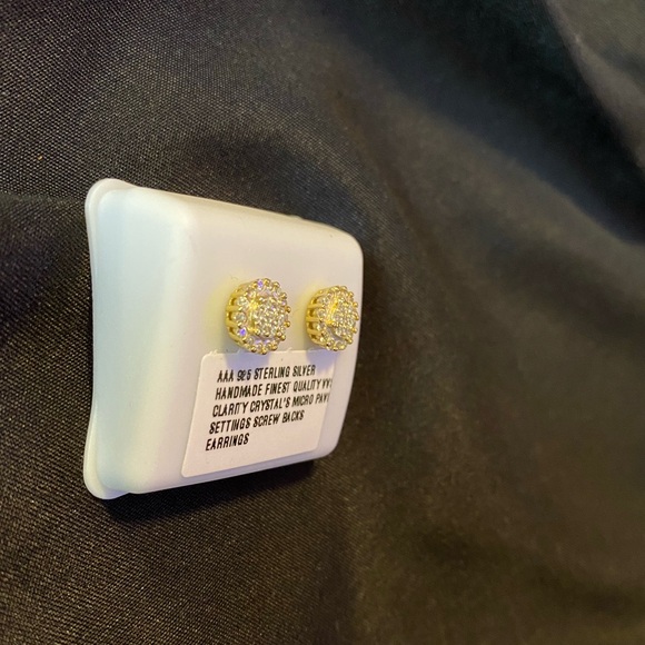 925 Sterling silver CZ earrings    Screw backs - Picture 6 of 8